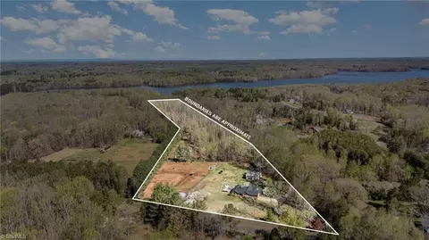 6010 Bush Rd, Browns Summit, NC 27214