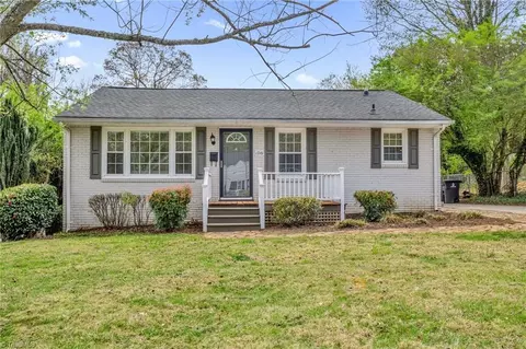 1710 Ardsley St, Winston Salem, NC 27103