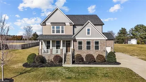303 Fairmile Dr, Greensboro, NC 27455