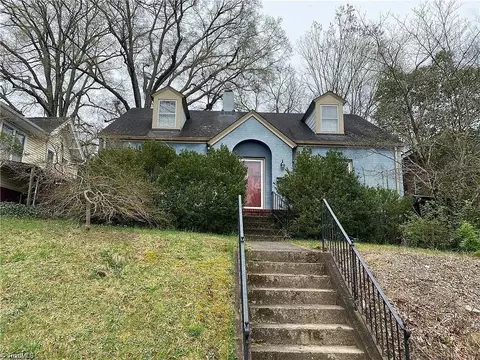 1203 Friendly Ave W, Greensboro, NC 27403