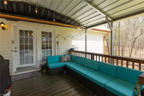 Exterior - 4243 Hunters Run, Trinity, NC 27370 photo 5 of 8