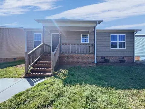 504 Meredith St, High Point, NC 27260