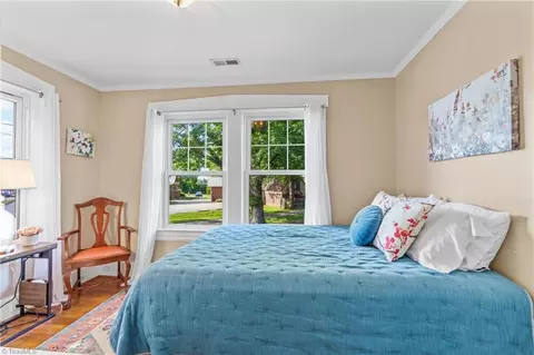 Bedroom - 84 Hillcrest Dr, High Point, NC 27262 photo 9 of 9