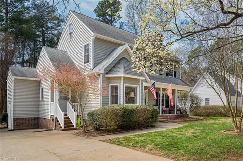 1307 Dogwood Dr, Gibsonville, NC 27249