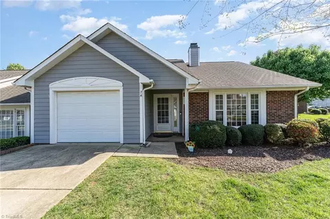 7 Buckboard Ln #A, Greensboro, NC 27410
