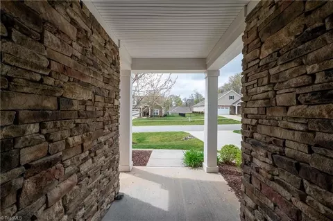 5925 Knowledge Dr, Clemmons, NC 27012 photo 4