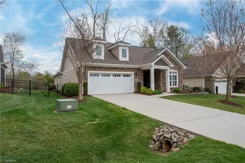 5925 Knowledge Dr, Clemmons, NC 27012 photo 3