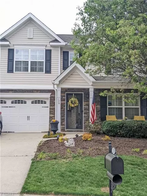 129 Kentland Ridge Dr, Kernersville, NC 27284