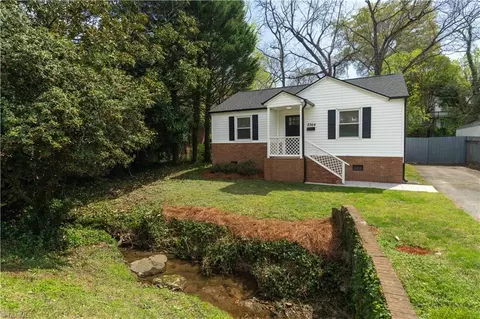 2364 Parkway Dr, Winston Salem, NC 27103