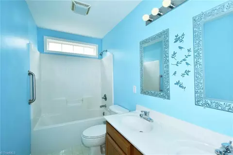 Bath - 3814 Payne Rd, High Point, NC 27265 photo 1 of 3