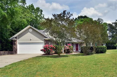 3814 Payne Rd, High Point, NC 27265