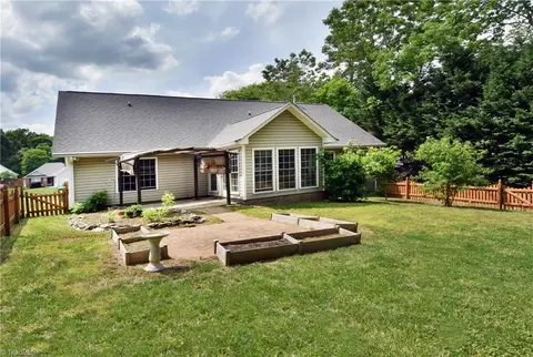 Exterior - 3814 Payne Rd, High Point, NC 27265 photo 6 of 6