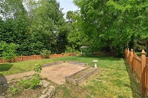 Exterior - 3814 Payne Rd, High Point, NC 27265 photo 3 of 6