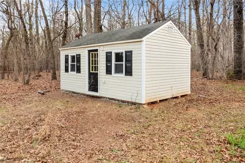 329 Reavis Rd, Harmony, NC 28634 photo 35