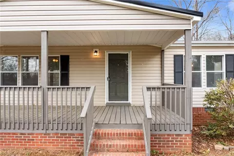 329 Reavis Rd, Harmony, NC 28634 photo 4