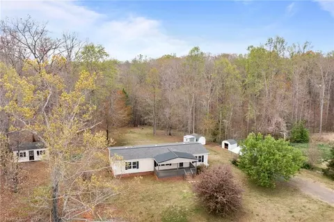 329 Reavis Rd, Harmony, NC 28634 photo 39
