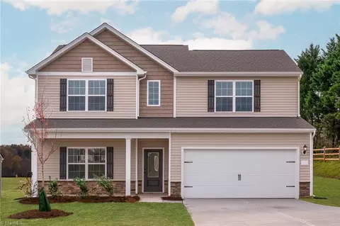 115 Courtland Dr, King, NC 27021