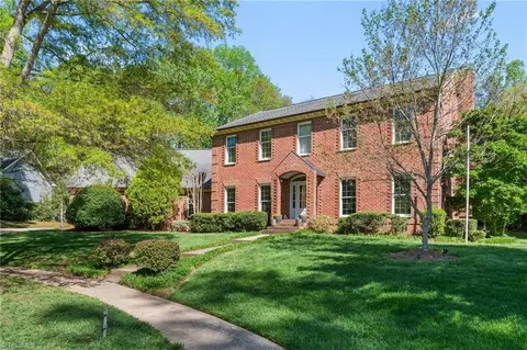 1321 Georgetown Ct, High Point, NC 27262
