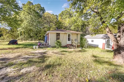5185 Darr Rd, Trinity, NC 27370 photo 1