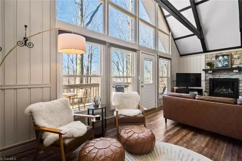 721 Pine Ridge Rd, Beech Mountain, NC 28604