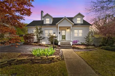 1807 Friendly Ave W, Greensboro, NC 27403