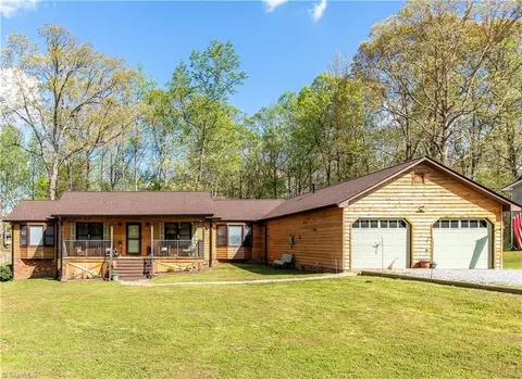 503 Robin Ct, Archdale, NC 27263