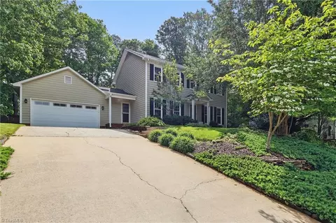 6302 River Hills Dr, Greensboro, NC 27410