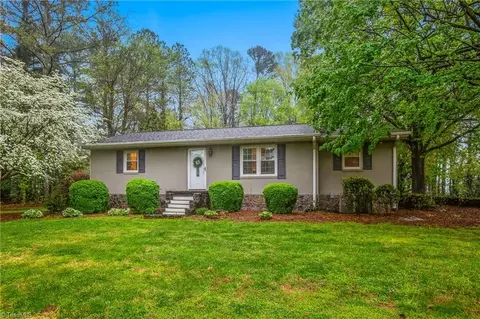 165 Snowberry Ln, Dobson, NC 27017