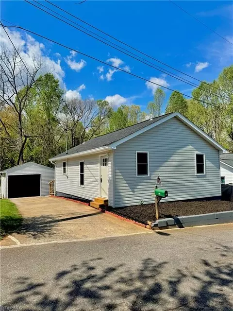 604 Peden St, North Wilkesboro, NC 28659