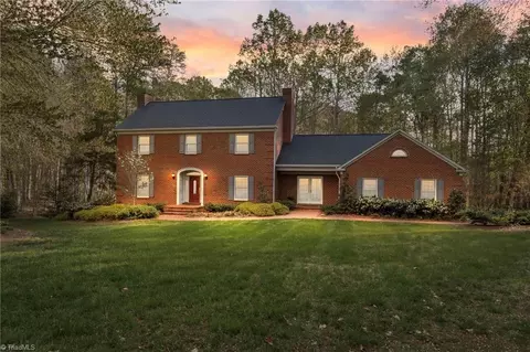 2804 Fleming Rd, Greensboro, NC 27410