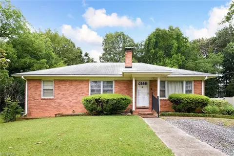 2813 Roland Rd, Greensboro, NC 27407