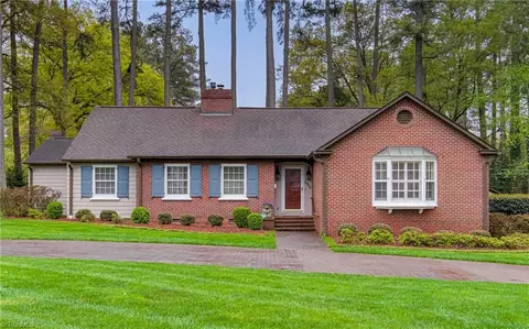 2600 Bitting Rd, Winston Salem, NC 27104