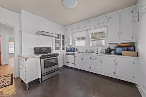 Kitchen - 313 King St E, King, NC 27021 photo 2 of 3