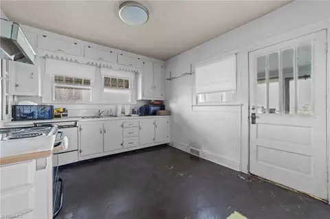 Kitchen - 313 King St E, King, NC 27021 photo 1 of 3