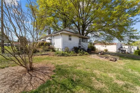 Exterior - 313 King St E, King, NC 27021 photo 1 of 5