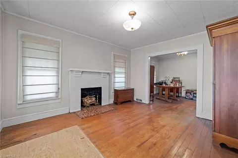 Living - 313 King St E, King, NC 27021 photo 1 of 3