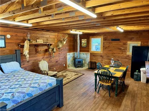 335 Phillips Rd, Dobson, NC 27017 photo 3