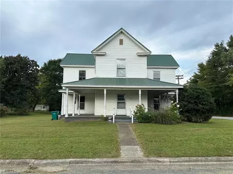 302 Dahl St, Madison, NC 27025