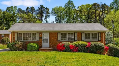 2115 Carpenter St, Greensboro, NC 27403