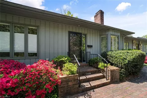 303 Parkway #A, Greensboro, NC 27401