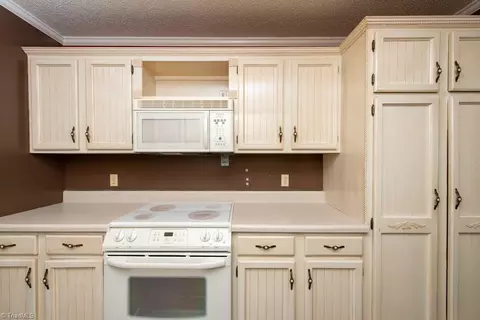136 Old Mill Rd #D, High Point, NC 27265 photo 45