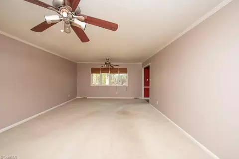 136 Old Mill Rd #D, High Point, NC 27265 photo 11