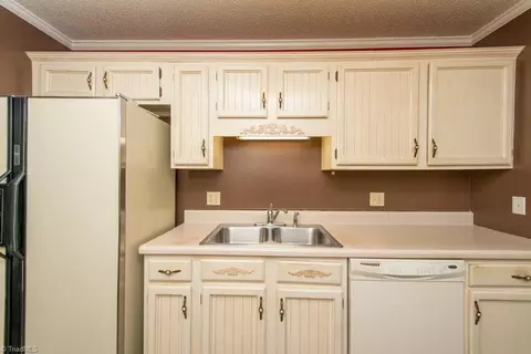 136 Old Mill Rd #D, High Point, NC 27265 photo 46