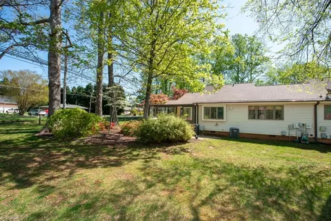 136 Old Mill Rd #D, High Point, NC 27265 photo 4