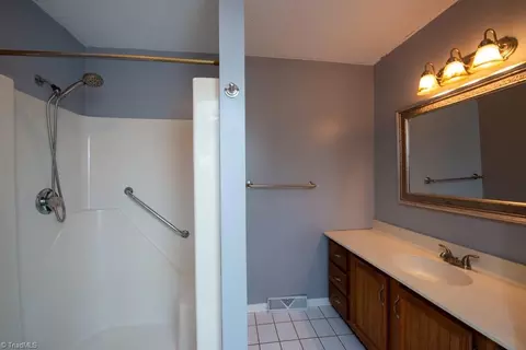 136 Old Mill Rd #D, High Point, NC 27265 photo 33