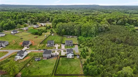 View/Area - 2139 Crosswind Dr, Graham, NC 27253 photo 6 of 7