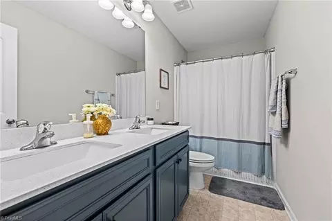 Bath - 2139 Crosswind Dr, Graham, NC 27253 photo 3 of 3