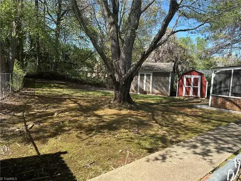 Exterior - 112 Hickory Ln, King, NC 27021 photo 7 of 7
