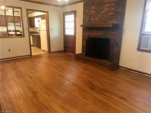 Living - 112 Hickory Ln, King, NC 27021 photo 3 of 4