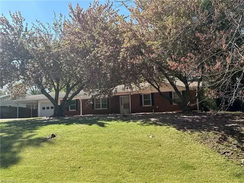 Exterior - 112 Hickory Ln, King, NC 27021 photo 1 of 7